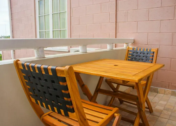 Coral Getaway At Fisherman's Point Apartment *