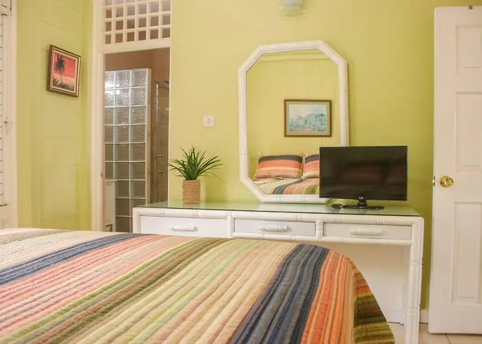 Coral Getaway At Fisherman's Point Apartment *