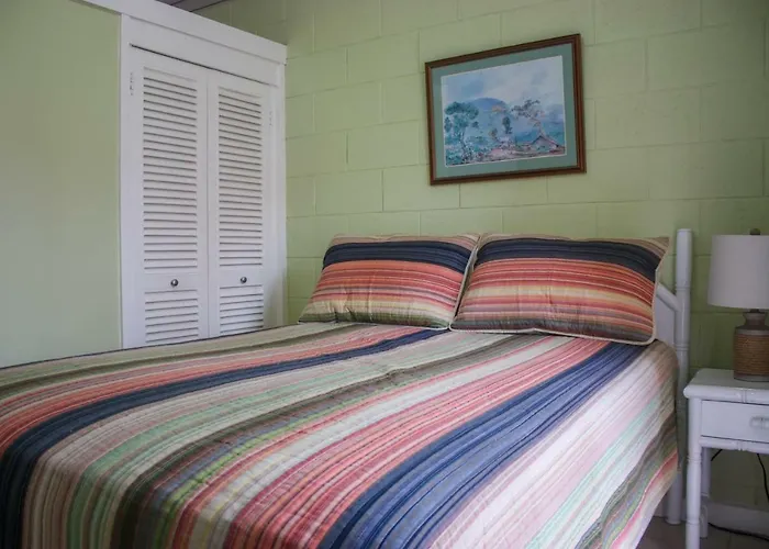 Coral Getaway At Fisherman's Point Apartment